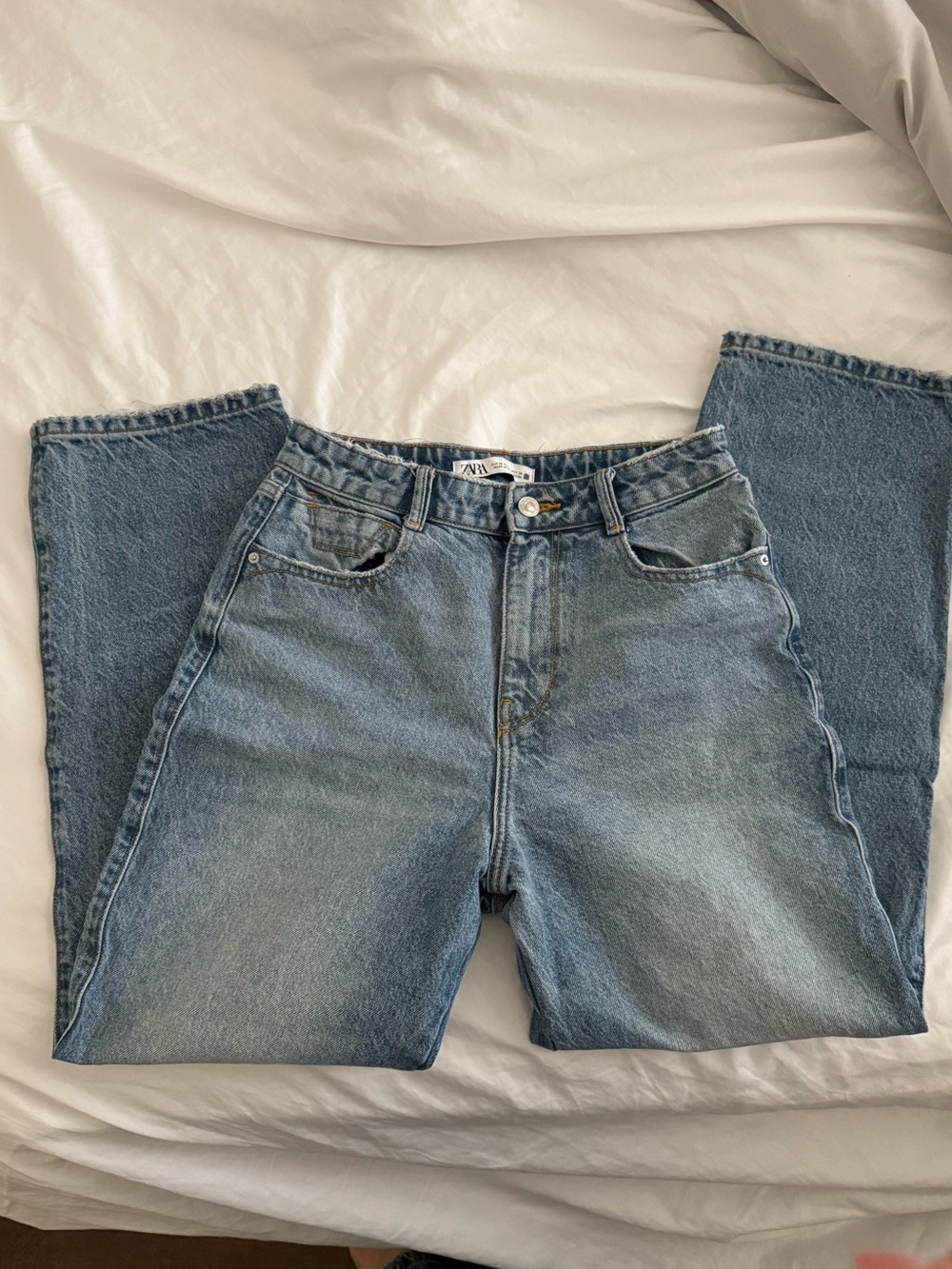 ZARA blue straight leg jeans